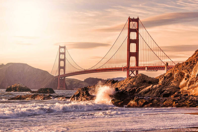 Golden Gate bridge at sunset